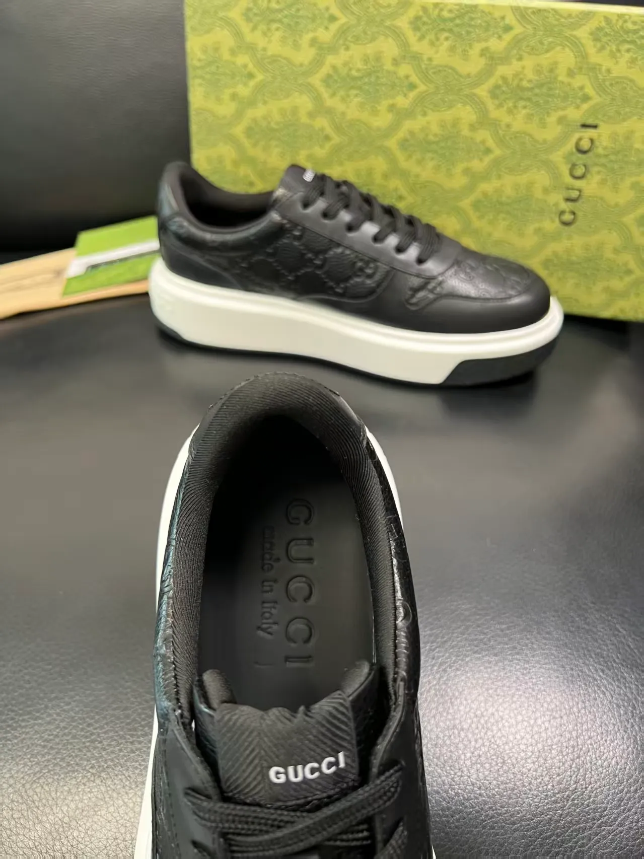 P460 new men's shoes GUCCI [Lightning] latest shoes are shipped. Original quality, fashionable, made of special materials, sheepskin lining, brand new packaging. The foot feels super comfortable and the workmanship is impeccable. Size: Male 38-45, No. 058